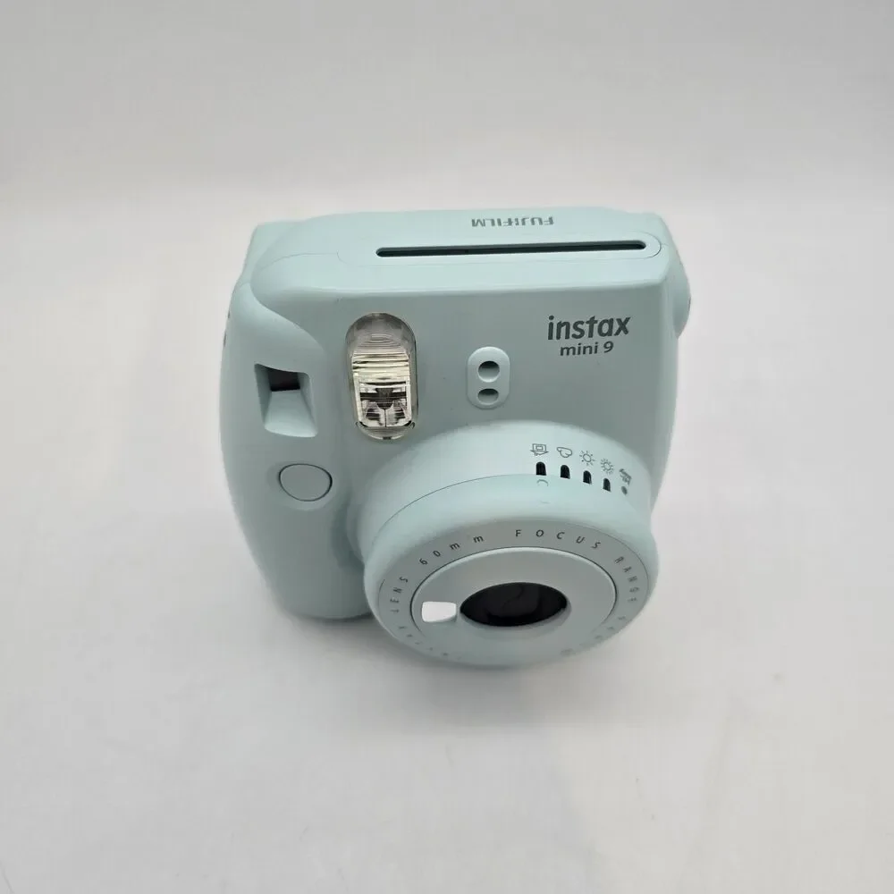 Fujifilm Instax Mini 9 Instant Film Camera Ice Blue w/ Ice Blue Case